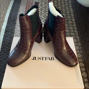 BRAND NEW WOMEN’S BOOTIES